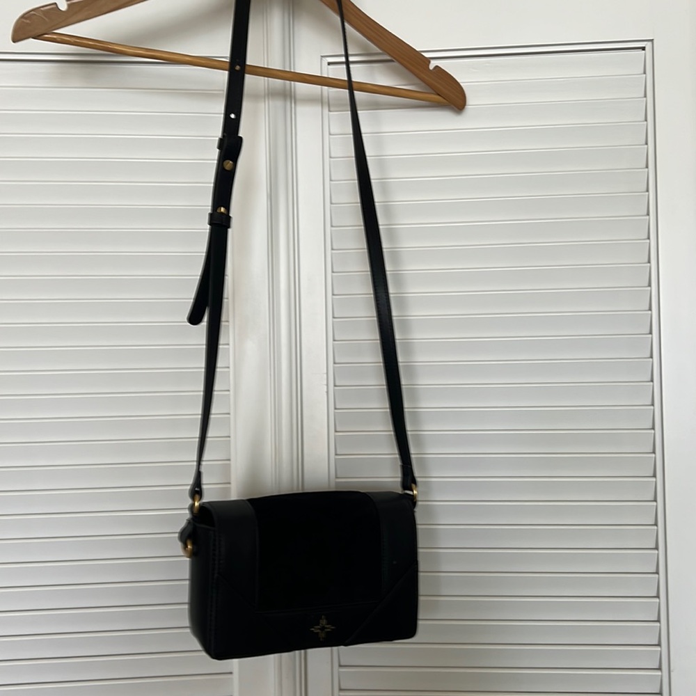 India Hicks crossbody in leather new